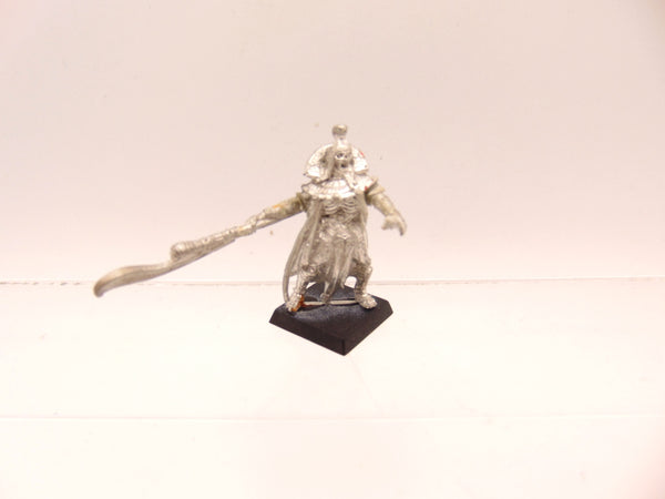 Tomb King with Great Weapon