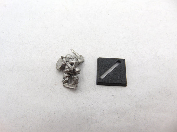 C06 Dwarf Retainer Snorian Finbul