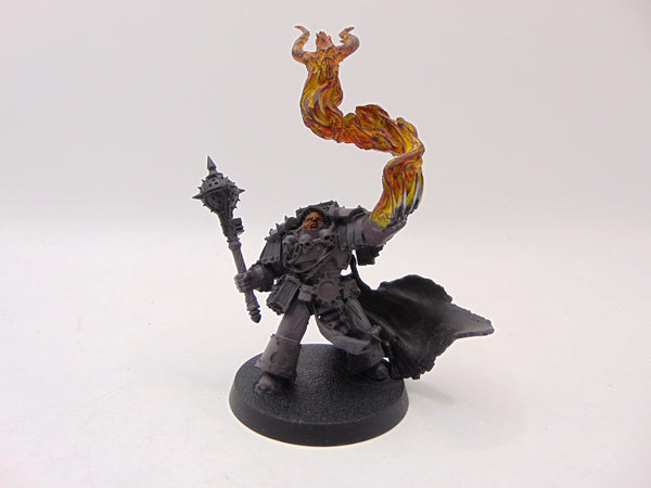 Traitor Librarian in Cataphractii Terminator Armour