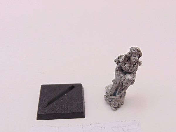 Talisman Priestess