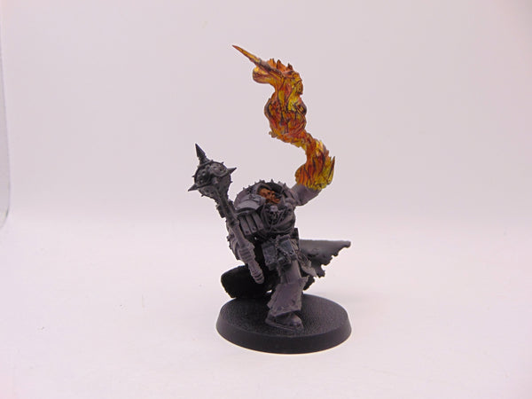 Traitor Librarian in Cataphractii Terminator Armour