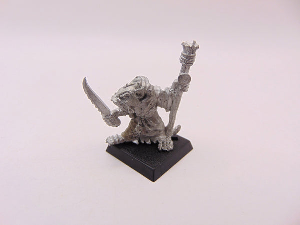 Plague Monk with Dagger & Staff