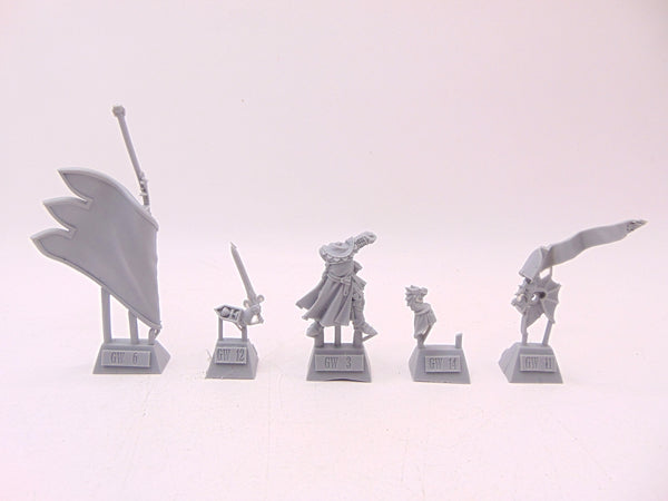Bretonnian Battle Standard Bearer