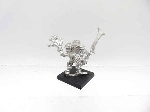 Champion of Tzeentch with Pink Horror Arm & Sword