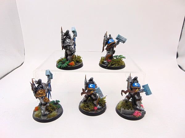 Retributors