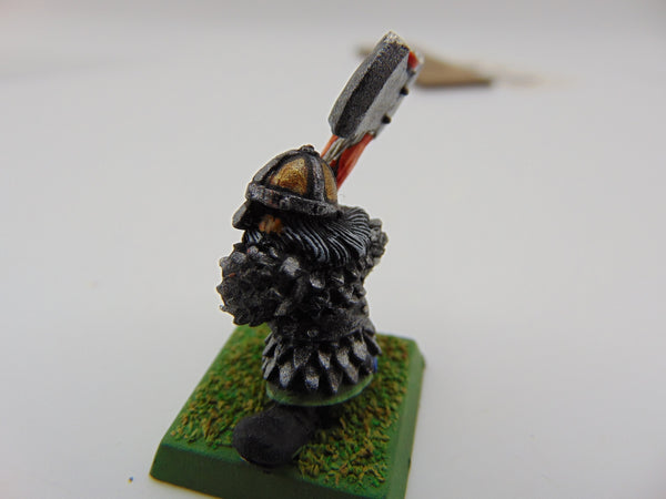 Dwarf 2 Handed Axe - MM10 Dwarf - DW9