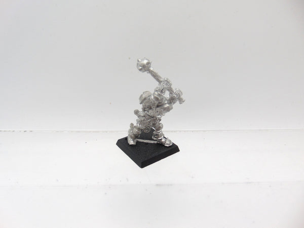 Stro'Knor Macekiller