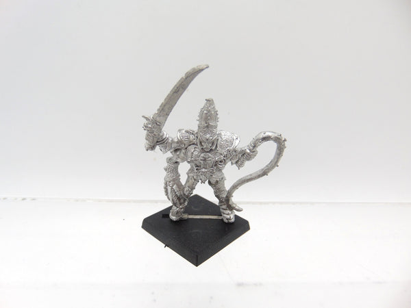 Champion of Slaanesh Sword Whip & Crab Claw