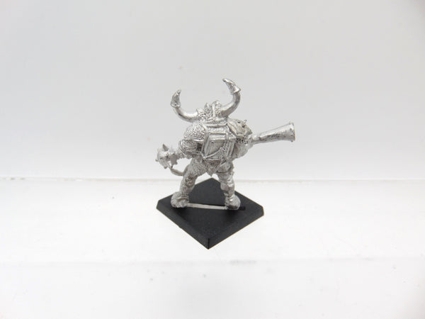 Champion of Slaanesh with Huge Mace