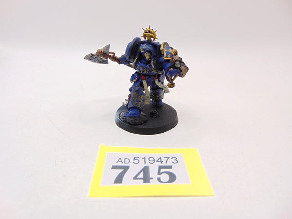 Librarian in Terminator Armour