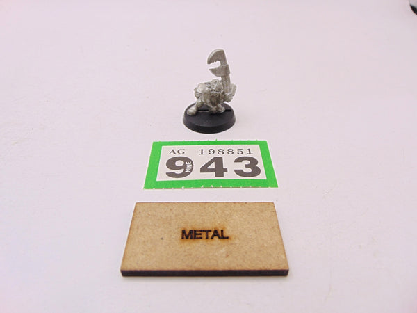 Gretchin Assistant with Wrench