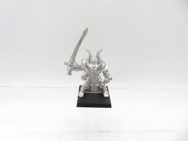 Champion of Khorne with Sword & Horns
