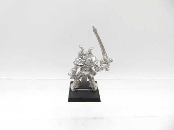 Champion of Khorne with Sword & Horns