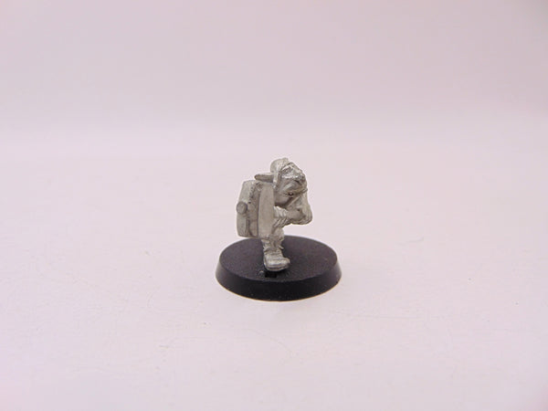 Gretchin Assistant with Big Hammer