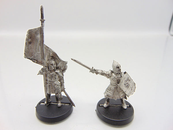 Warriors of Minas Tirith Banner and Captain