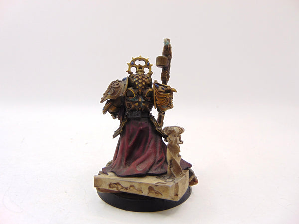 Tribune Ixion Hale