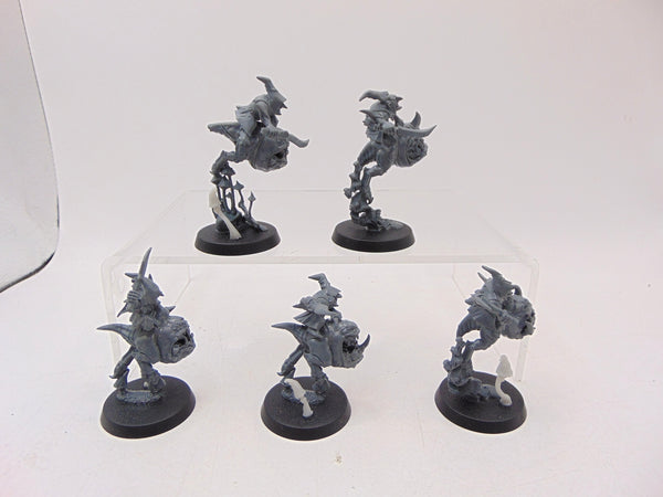 Squig Hoppers
