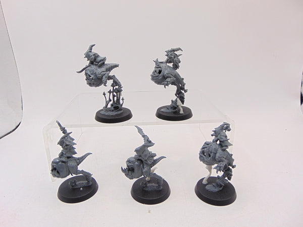 Squig Hoppers