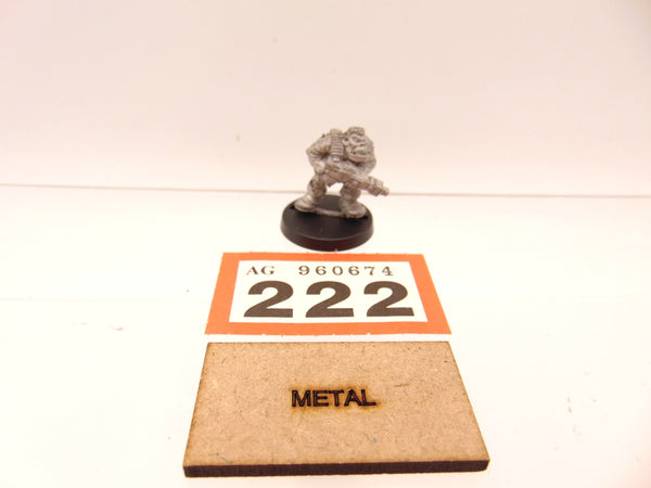 MM20 Orc Boy with Bolta