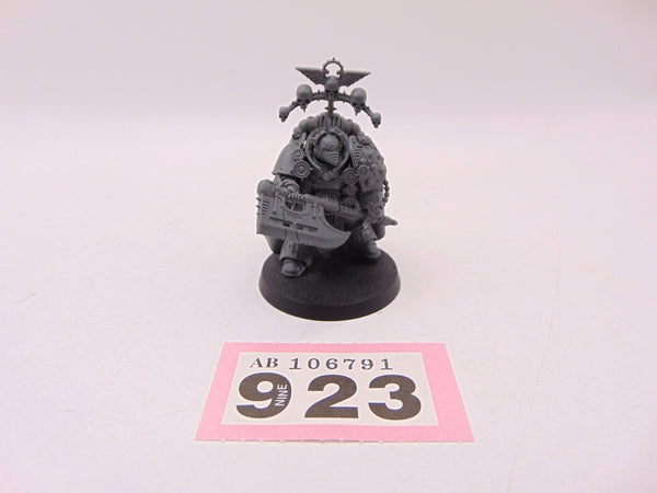 Praetor with Power Axe