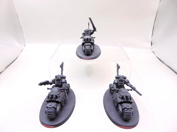 Ravenwing Outriders