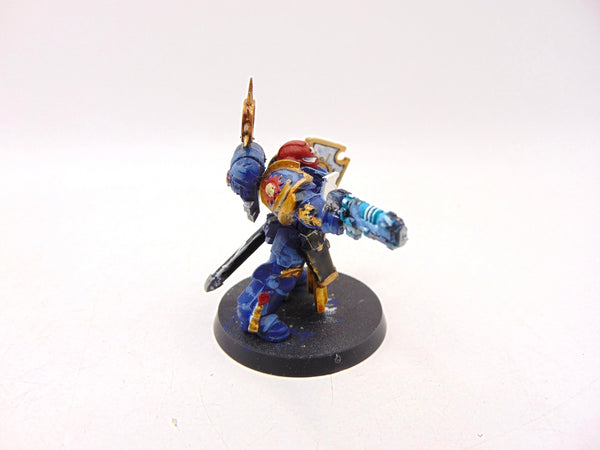 Primaris Lieutenant with Storm Shield