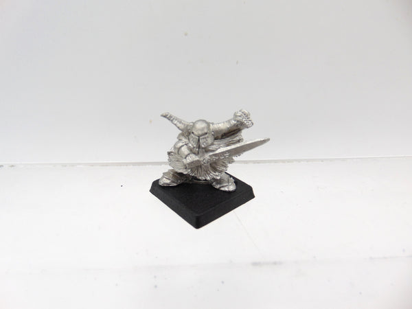 MM90 Chaos Dwarf with Sword
