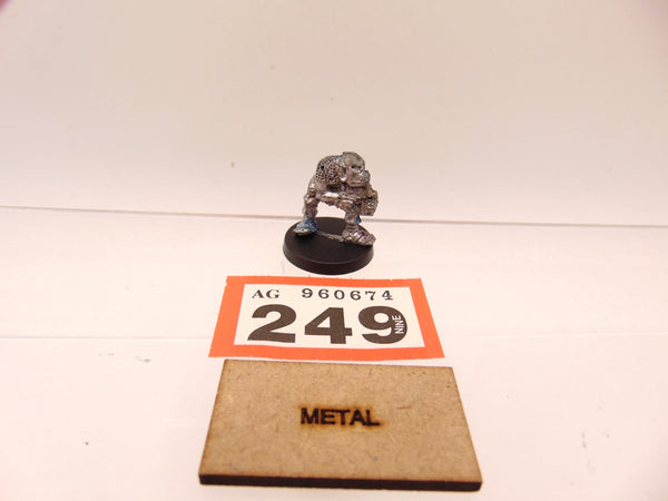RTB2 Space Ork Raider Boy with Bolta