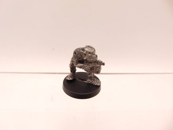 RTB2 Space Ork Raider Boy with Bolta