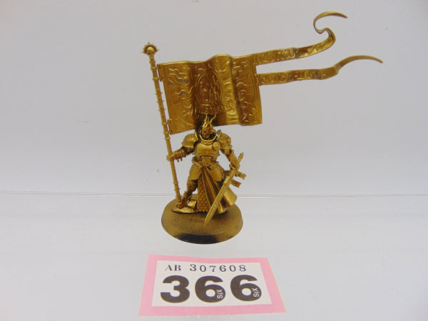 Knight Vexillor with Banner of Apotheosis