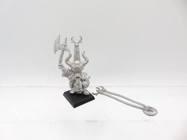 Chaos Dwarf Hero with Axe