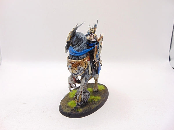 Lord Vigilant on Gryph-stalker
