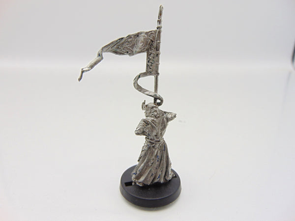 Galadhrim Warrior with Banner
