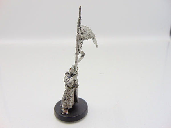Galadhrim Warrior with Banner
