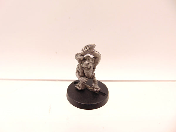 Gretchin loading a Blunderbuss