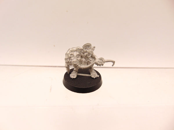 Gretchin Assistant Grot Oiler with Oil Squig
