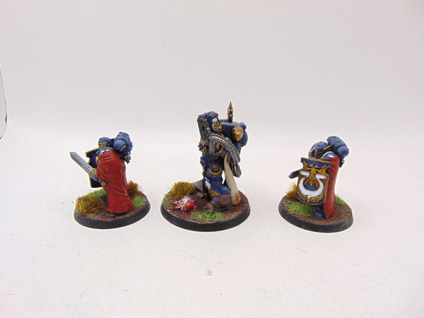 Marneus Calgar with Victrix Honour Guards