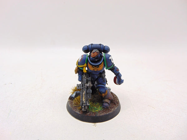 Primaris Lieutenant with Stalker Bolt Rifle