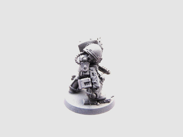 Chaplain in Terminaot Armour