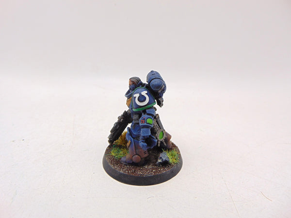 Primaris Lieutenant with Stalker Bolt Rifle