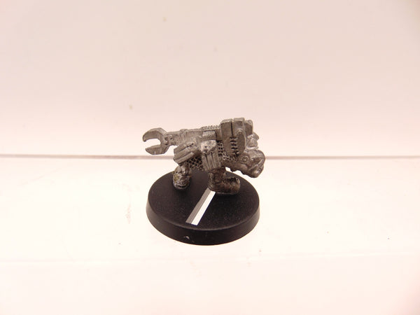 Gretchin Carrying a wrench