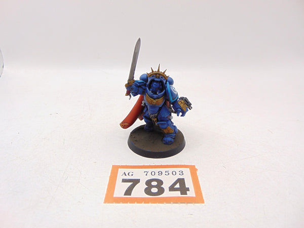 Primaris Captain in Gravis Armour