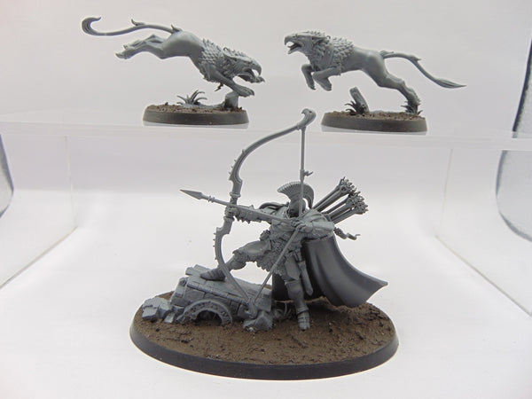 Knight Judicator with Gryph Hounds