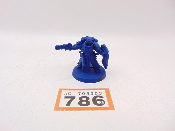 Primaris Lieutenant with Storm Shield