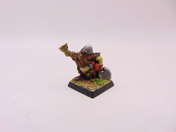 Dwarf Musician / Drummer