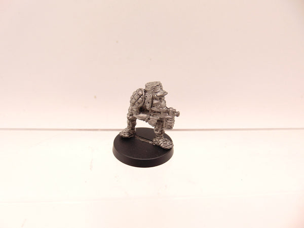 RTB2 Space Ork Raider Boy with Bolta