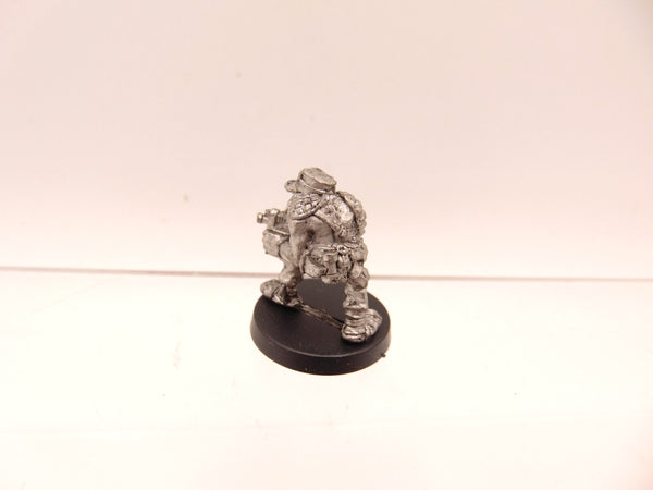 RTB2 Space Ork Raider Boy with Bolta