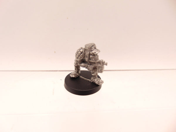 RTB2 Space Ork Raider Boy with Bolta