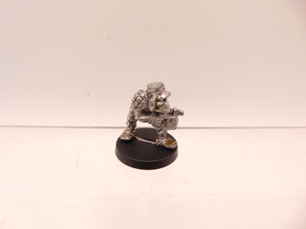 RTB2 Space Ork Raider Boy with Bolta