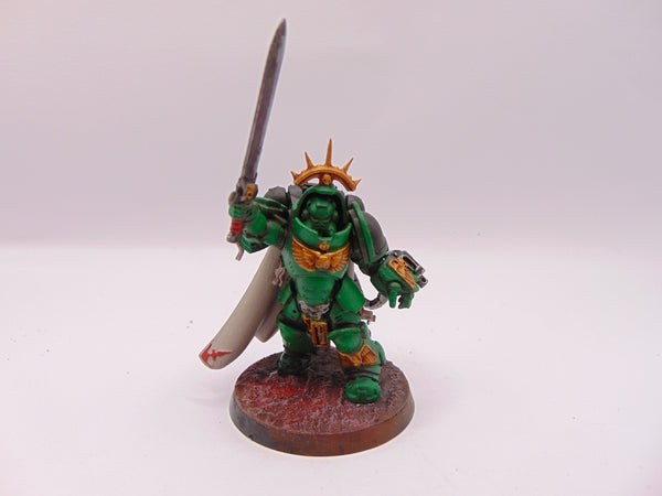 Primaris Captain in Gravis Armour